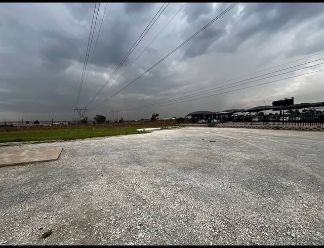 5,891M² WAREHOUSE FOR SALE IN APEX